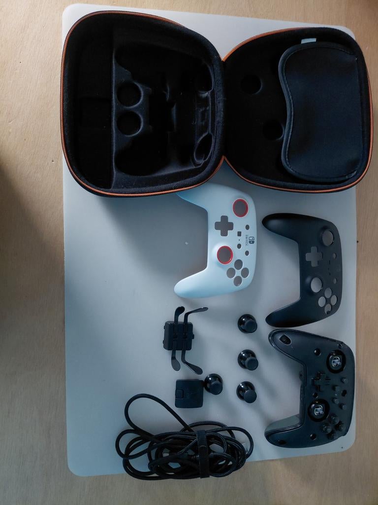 Fusion pro controller voor nintendo switch 1 en 2, Spelcomputers en Games, Ophalen, Gebruikt, Switch, Overige controllers