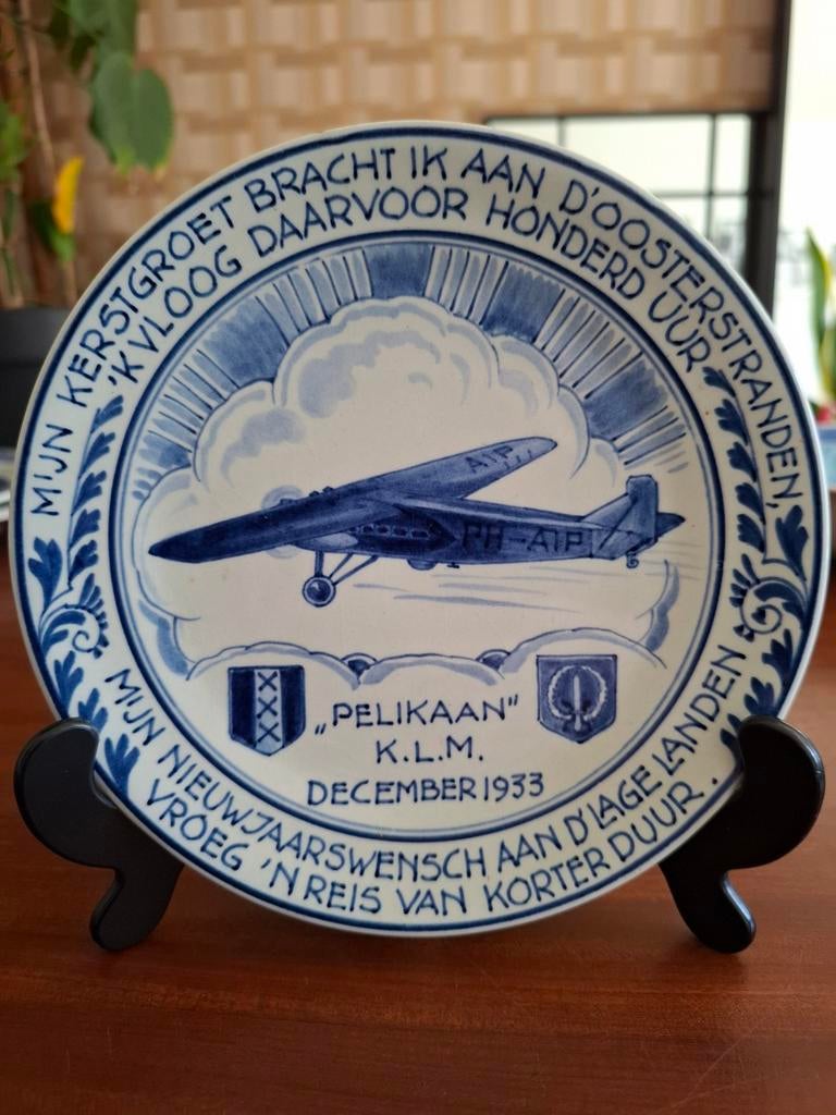Delfts Blauw KLM 'Pelikaan' 1933 kerst en nieuwjaarsvlucht, Antiek en Kunst, Antiek | Wandborden en Tegels, Ophalen of Verzenden