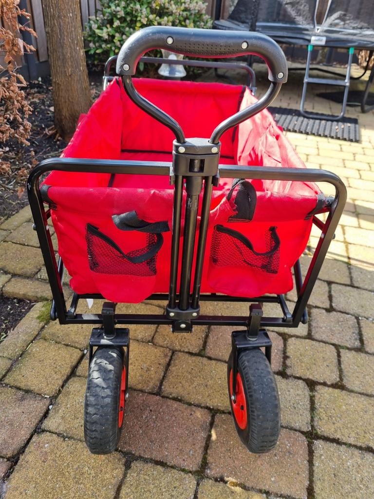 Rode bolderwagen met luchtbanden, Ophalen, Opvouwbaar, Zo goed als nieuw