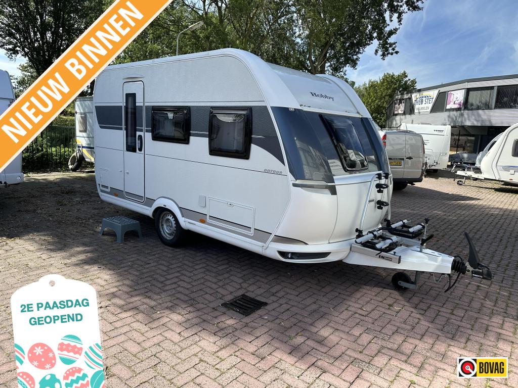 Hobby On Tour 390 SF, Nieuwstaat, voortent, (zondag open), Schokbreker, Hobby, Bedrijf, Treinzit