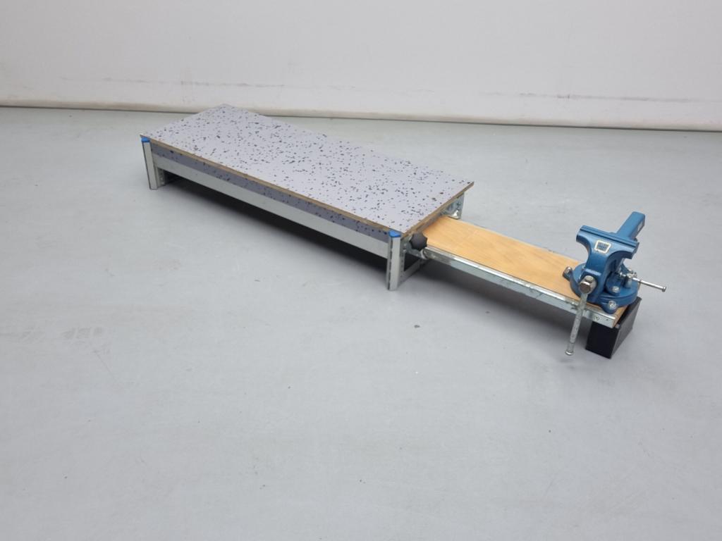 bankschroef systeem werkbank bus inrichting, Niet ingevuld, Niet ingevuld, Niet ingevuld