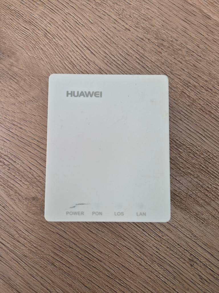Huawei OptiXstar HG8010Hv6 GPON Terminal, Ophalen of Verzenden, Zo goed als nieuw, Zyxel & Huawei