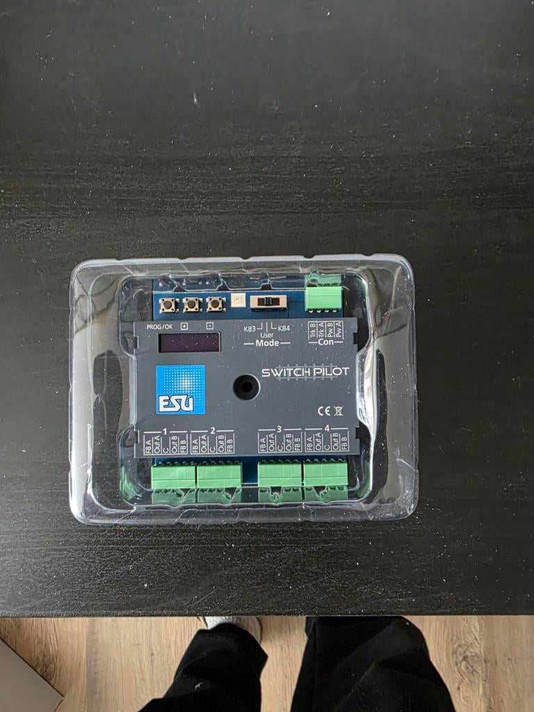 Esu switch pilot, Hobby en Vrije tijd, Ophalen of Verzenden, Zo goed als nieuw, Gelijkstroom, Overige merken