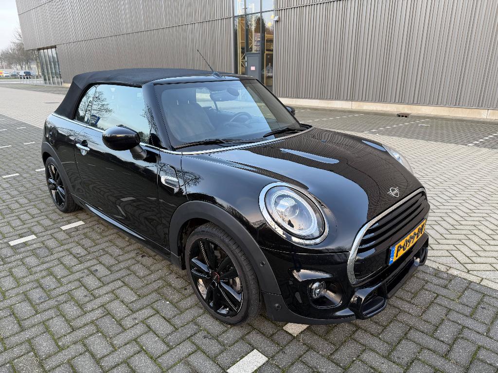 Mini Cooper Cabrio 1.5 Side Walk Edition | JCW pakket | Navi, Auto's, 136 pk, Euro 6, Cabriolet, 4 stoelen