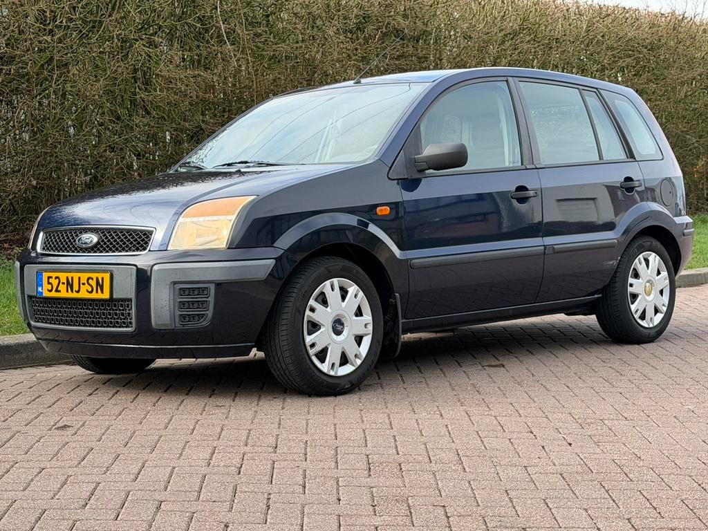 Ford Fusion 1.4 16V AUTOMAAT | AIRCO | NAP | INRUIL MOGEL, 40 €/maand, Zwart, Blauw, Origineel Nederlands