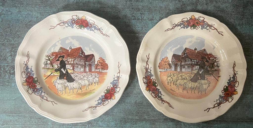 Sarreguemines France Obernai. 2x bord., Antiek en Kunst, Ophalen of Verzenden