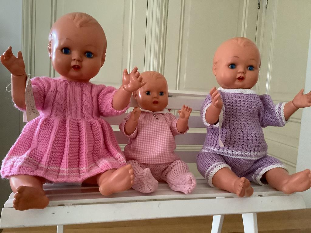 Kader popjes allen gemerkt., Ophalen of Verzenden, Zo goed als nieuw, Pop