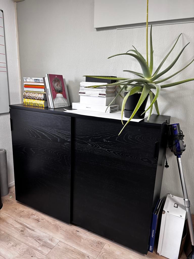 Ikea Galant dressoir kast zwart, Ophalen, 150 tot 200 cm, Zo goed als nieuw, 25 tot 50 cm