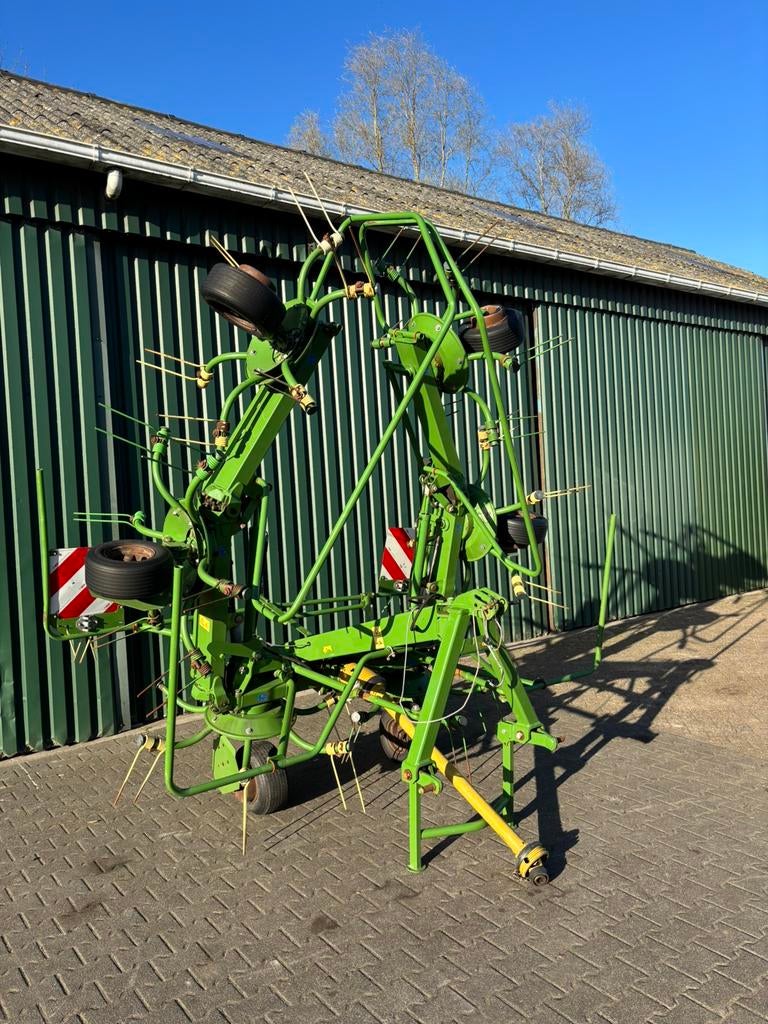 Krone kw 6.72 schudder, Ophalen, Veehouderij, Weidebouw