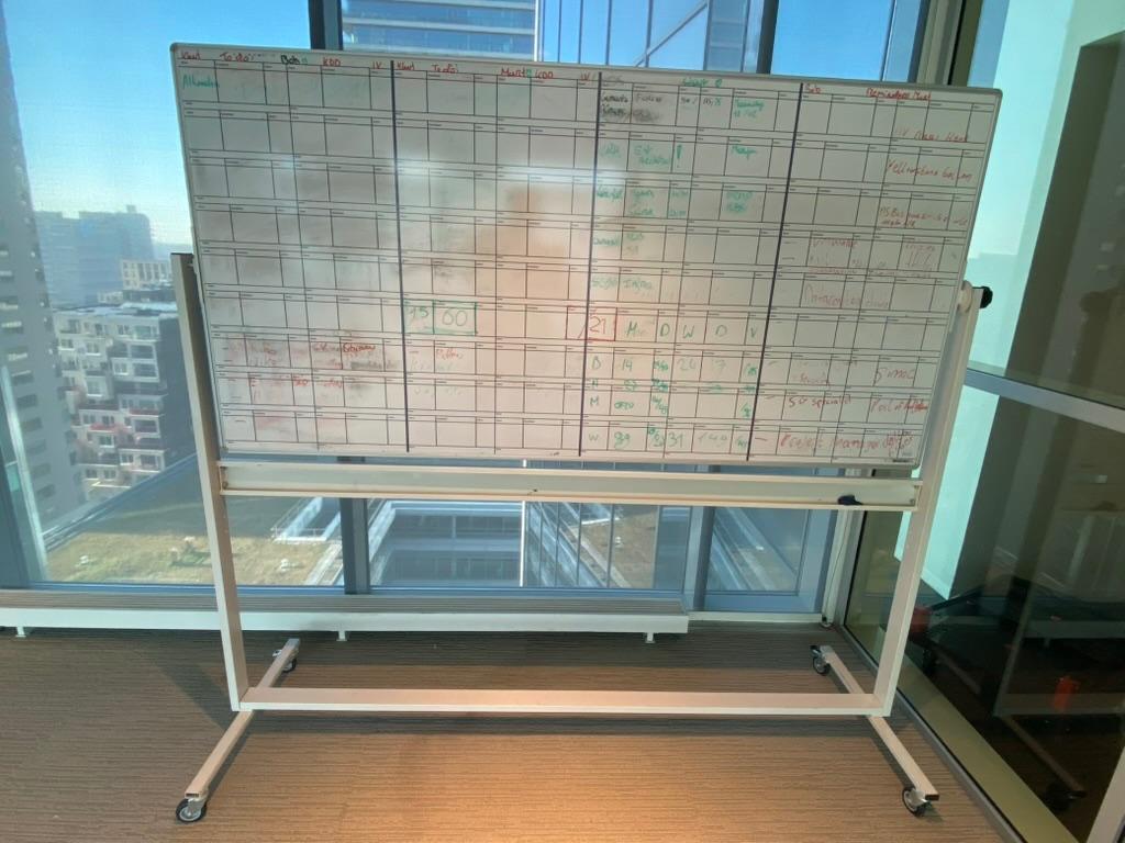 Whiteboard (bedrukt en verrijdbaar), Ophalen, Mobiel, Gebruikt, Whiteboard