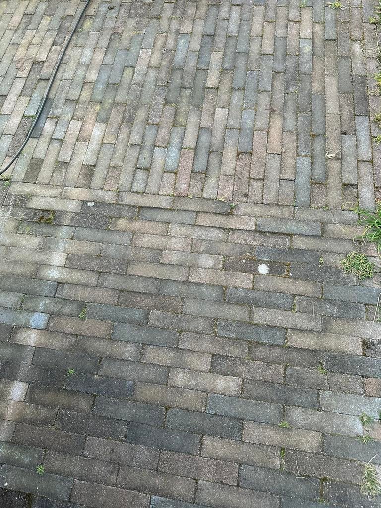 Straatwerk gratis af te halen, Ophalen, Zo goed als nieuw, Beton, Klinkers