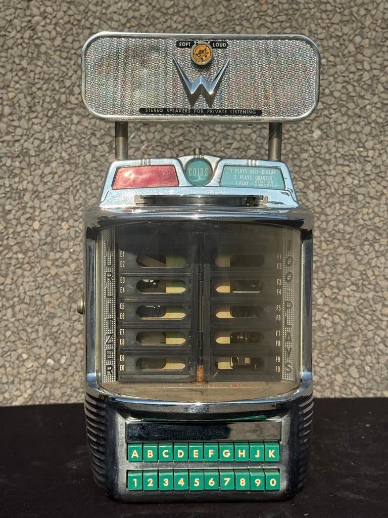 WALLBOX: Wurlitzer model 5200 met een model 5121 speaker, Verzamelen, Ophalen, Gebruikt, 1950 tot 1960, Wurlitzer