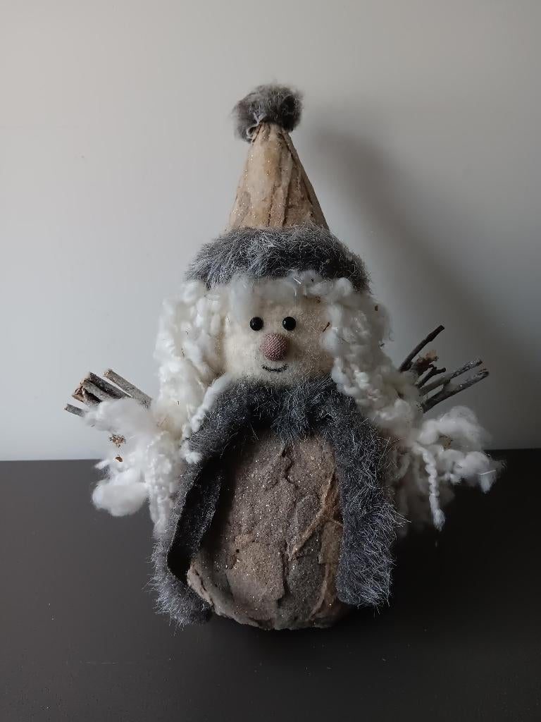 Decoratieve kerst gnome vrouw van hout en textiel, Diversen, Kerst, Ophalen of Verzenden, Gebruikt