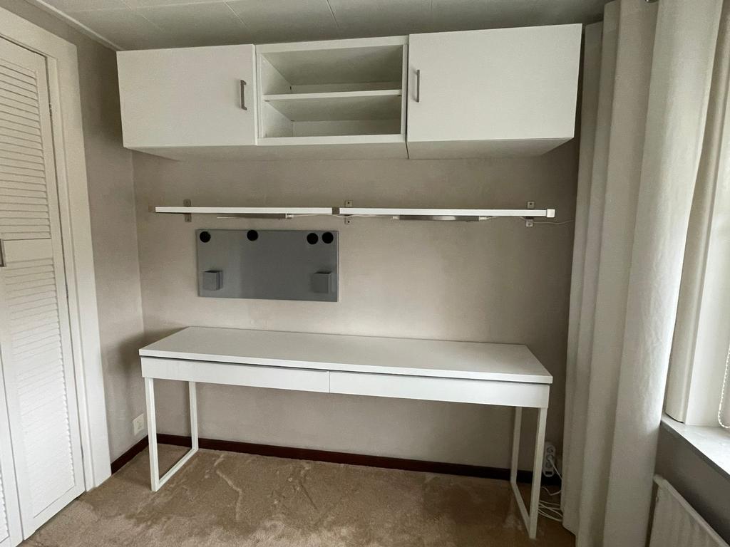 Ikea bureau en kastjes, wit!, Ophalen, Zo goed als nieuw, IKEA