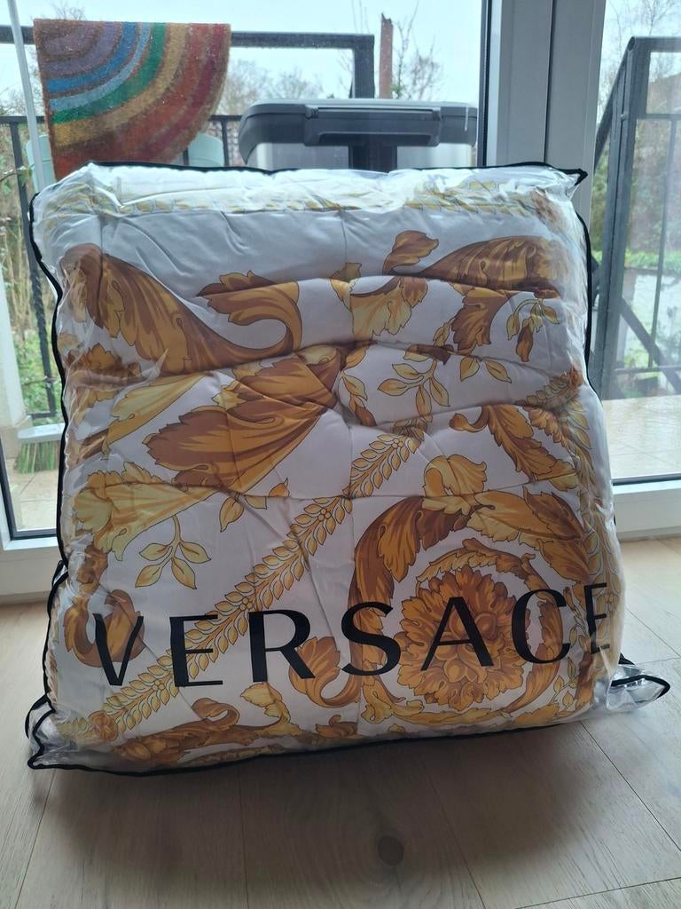 Versace bedsprei - Zo goed als nieuw met origineel kaartje, Ophalen, Zo goed als nieuw, Tweepersoons, Deken of Dekbed