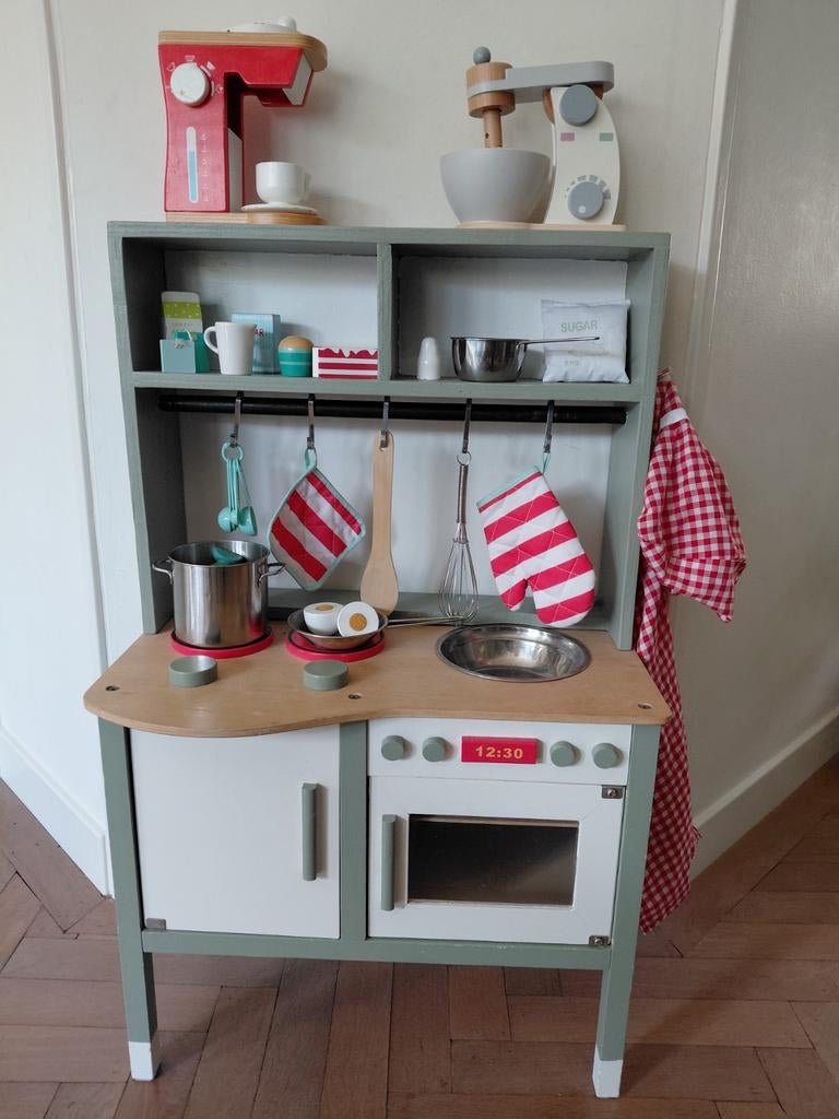 Speelkeukentje met accessoires, Ophalen