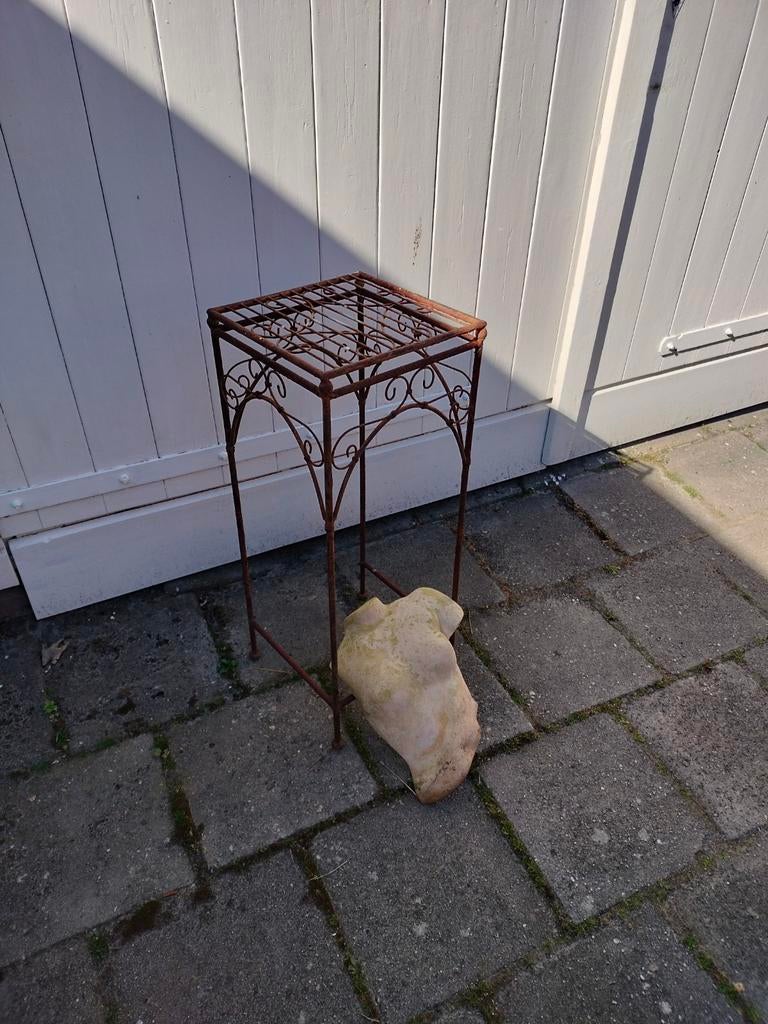 Vrouwen borstbeeld., Tuin en Terras, Ophalen, Gebruikt, Mensenbeeld