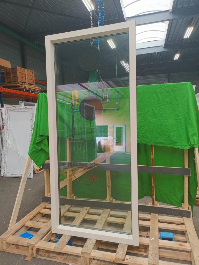 Kunststof Vast kozijn  b109,6 x h246,9 cm Crème -2128-, Doe-het-zelf en Verbouw, Kozijnen en Schuifpuien, Kunststof, Raamkozijn