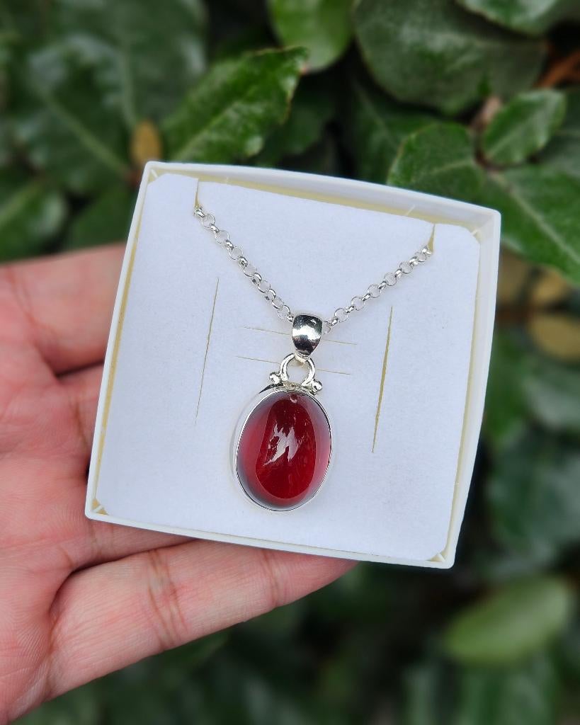 Granaat Ketting Kendra - Echt Zilver, Info@lavicollection.com, Nieuw, Ophalen of Verzenden, Hoofdstraat 18C