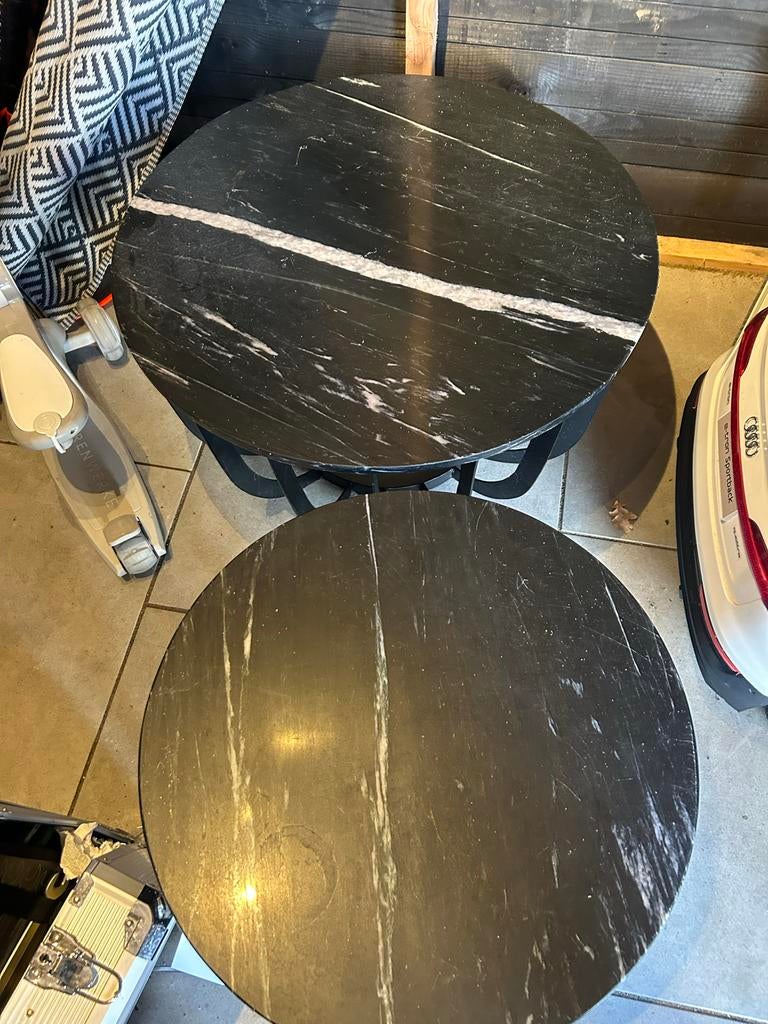 Set van 2 marmeren salontafels - Zwart met witte aders, Huis en Inrichting, Tafels | Salontafels, Gebruikt, Rond, Ophalen of Verzenden