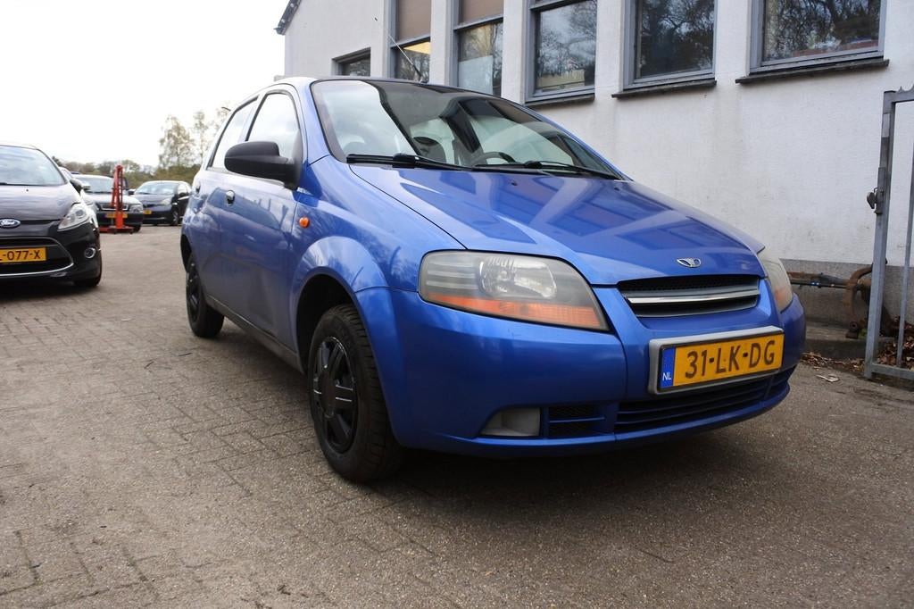 Daewoo Kalos 1.4 Spirit 5 drs 189 dkm nw apk 7-4-2027, Auto's, Daewoo, Stof, 4 cilinders, Origineel Nederlands, Bedrijf