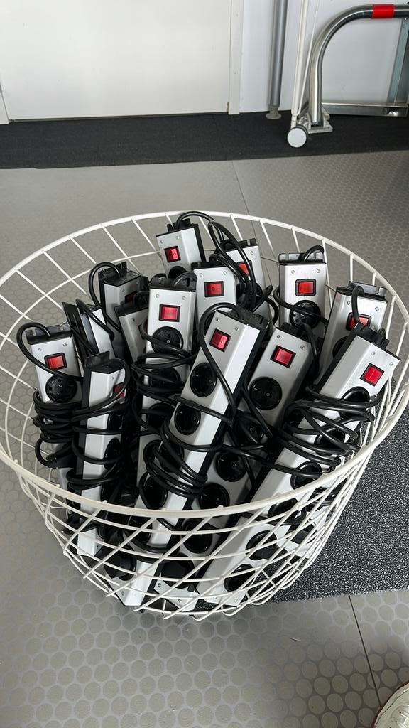 Martin Kaiser 6 Oulet stekkerdoos met schakelaar, Ophalen, Gebruikt, Martin Kaiser PRO stekkerdoos, Stekker