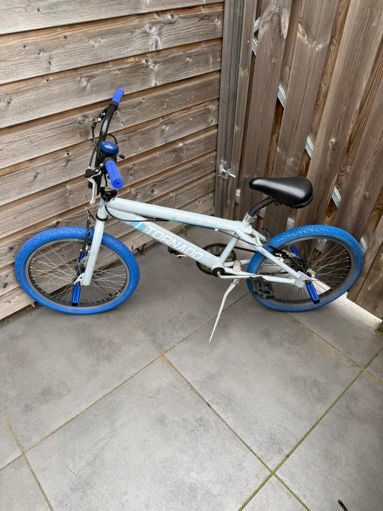 BMX Royal Buggati Tornado Crossfiets Stuntfiets 20”, Ophalen, Gebruikt, 20 inch, Handrem