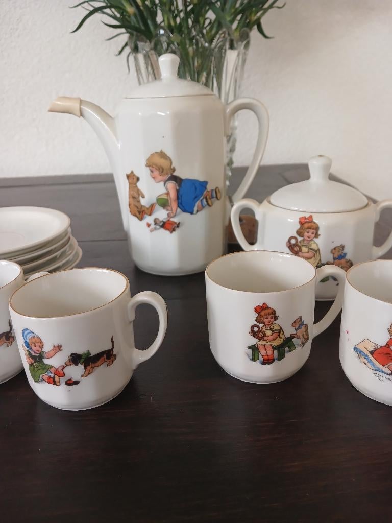 kinderserviesje oud, Ophalen of Verzenden, Gebruikt