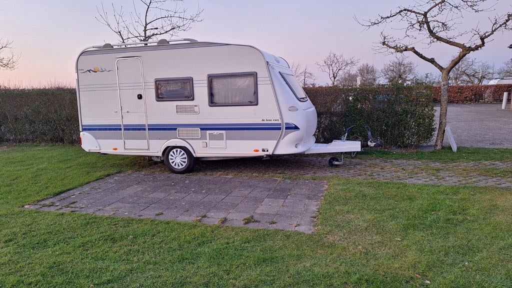 Hobby 400 de luxe easy KB stapelbed., Caravans en Kamperen, Stapelbed, 75 kg, Hobby, Treinzit