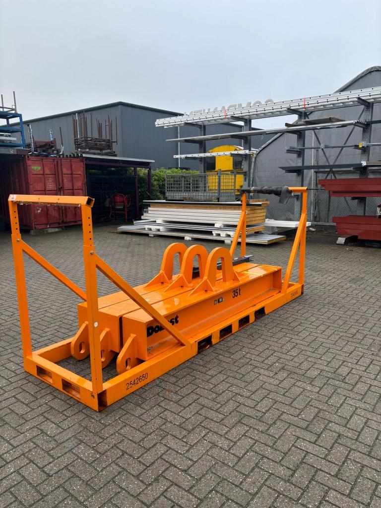 Evenaar / hijsjuk 35 ton. 3 st. beschikbaar. Bouwjaar 2025., Ophalen, N.v.t., N.v.t., Zo goed als nieuw