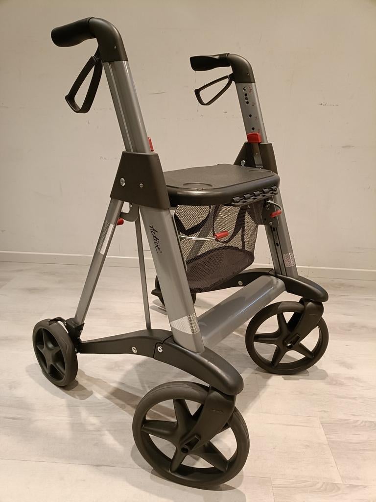 ANWB Active Acces lichtgewicht rollator incl Servicebeurt., Diversen, Rollators, -, -, Ophalen of Verzenden, Zo goed als nieuw