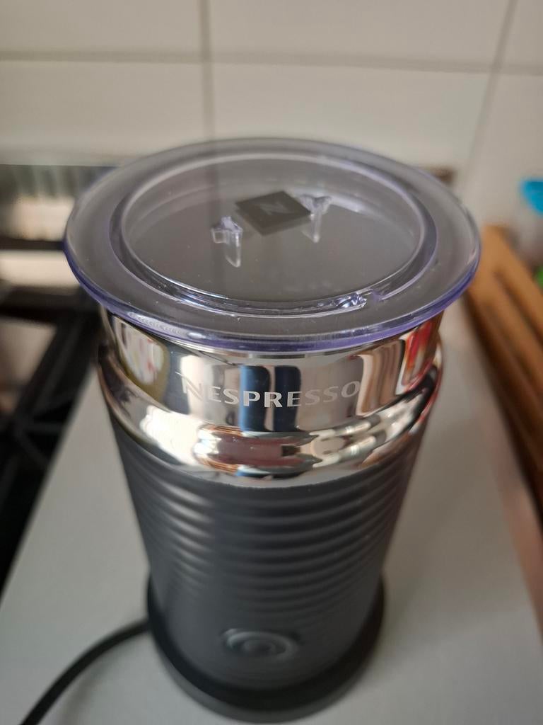 Nespresso melkopschuimer NIEUWstaat!, Ophalen of Verzenden, Zo goed als nieuw