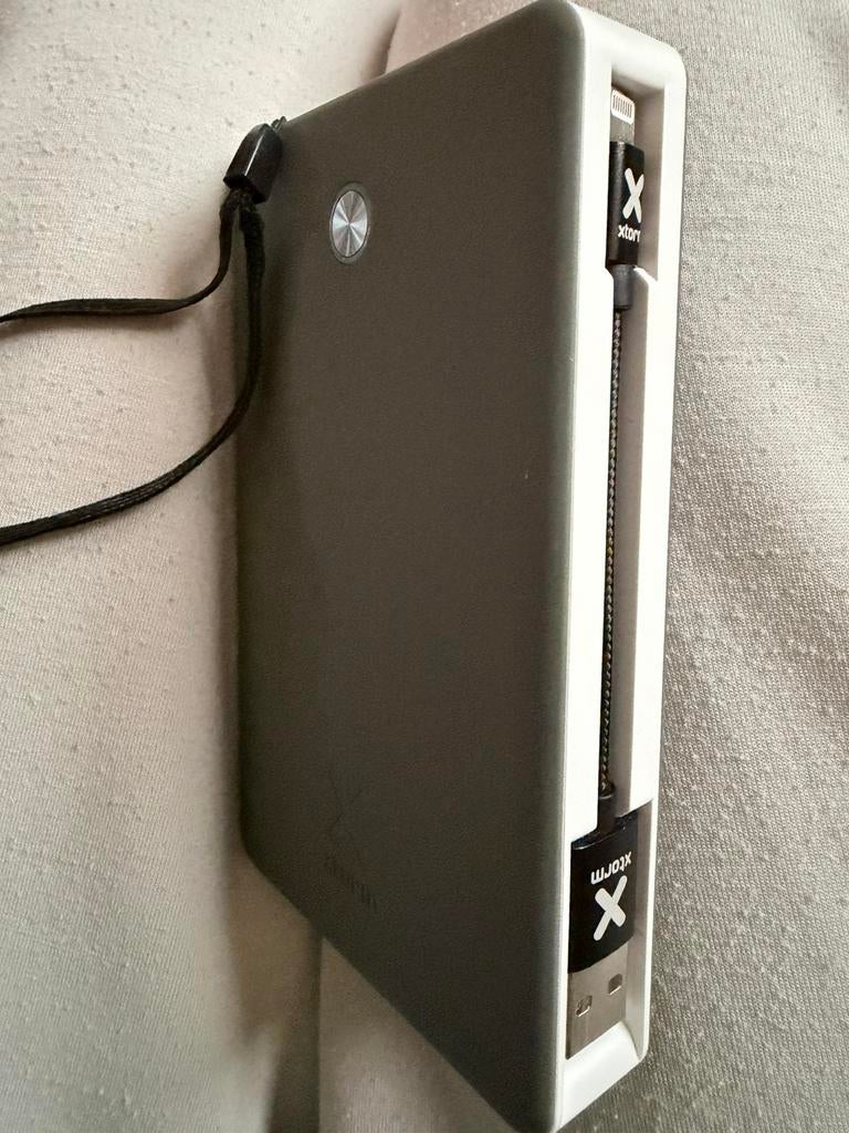 Xtorm power bank 15.000, Spelcomputers en Games, Ophalen of Verzenden, Zo goed als nieuw, Zilver, Overige modellen