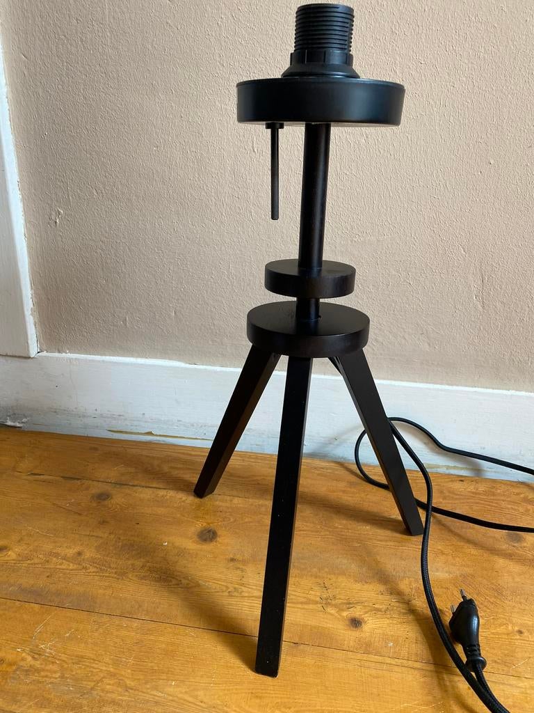 Lampvoet zwart driepoot, Ophalen of Verzenden, Zo goed als nieuw, Hout, Minder dan 50 cm