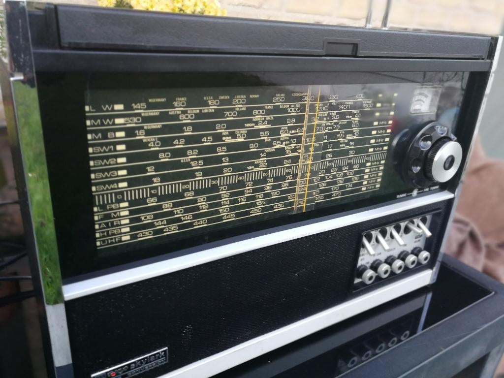 Wereldradio TOKYO SKYLARK NR 52F1 uit 1975, Ophalen of Verzenden, Gebruikt, Wereldontvanger