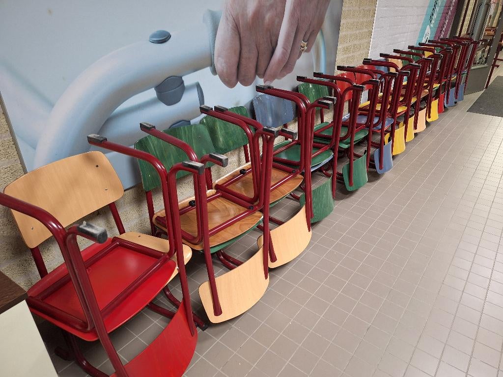 schoolmeubilair, Ophalen, Gebruikt, Overige kleuren, Schoolmeubilair