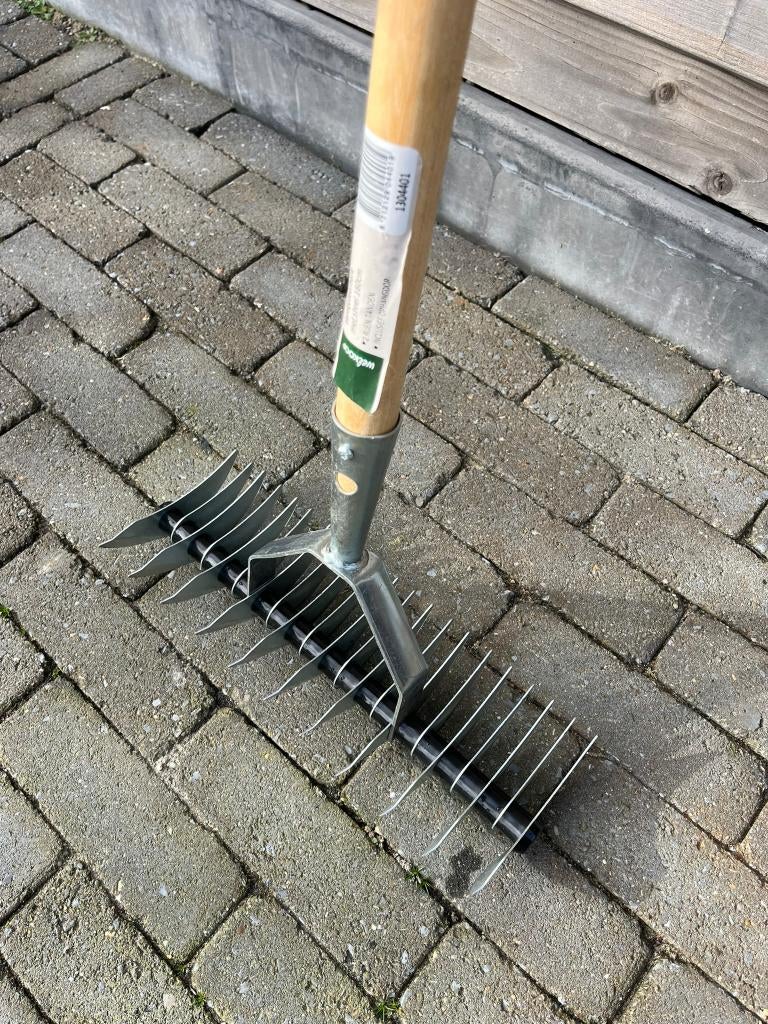 Verticuteerhark 36 cm - 160 cm, Tuin en Terras, Hand-tuingereedschap, Zo goed als nieuw, Overige soorten, Ophalen