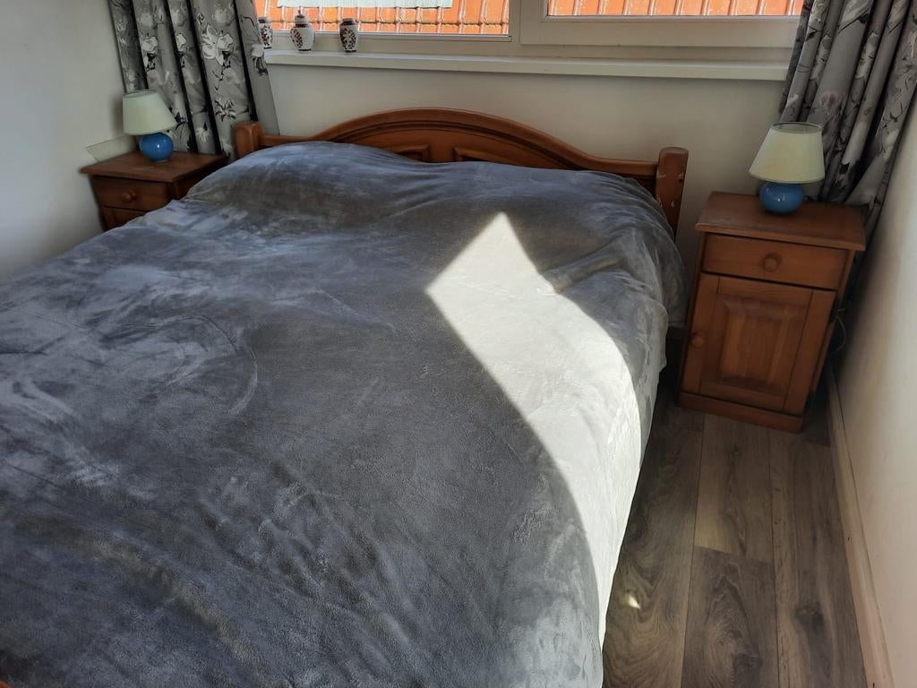 Twee persoons bed., Ophalen, Gebruikt, Tweepersoons, 200 cm