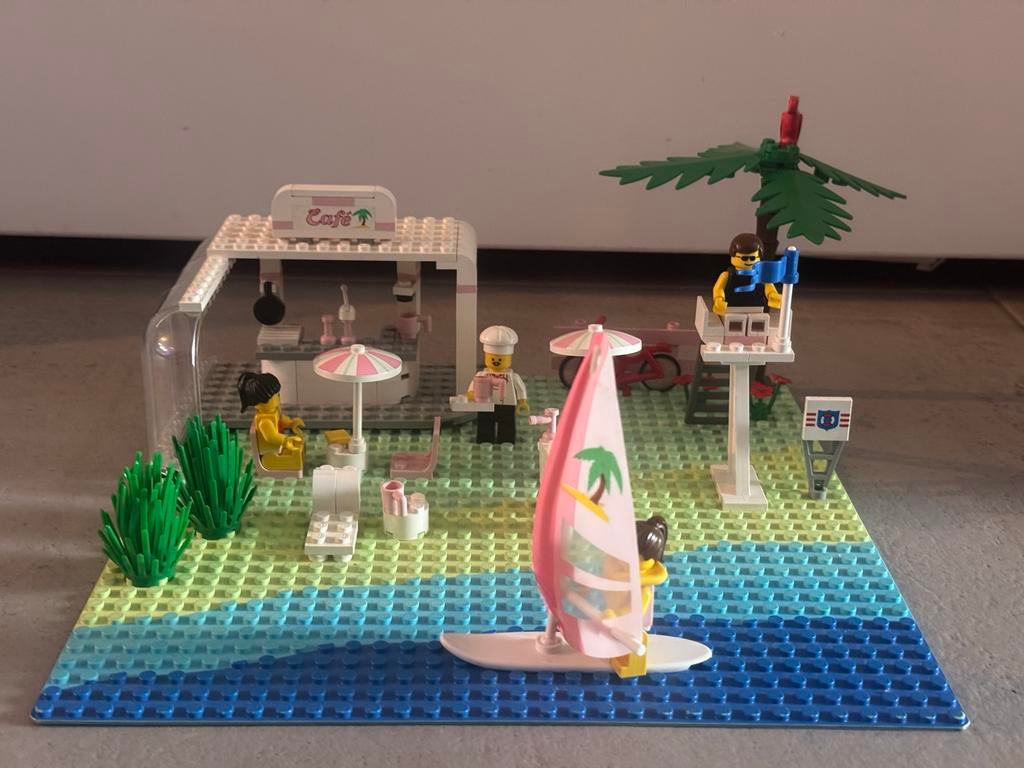 Vintage LEGO Paradisa 6411 Sand Dollar Café, Kinderen en Baby's, Speelgoed | Duplo en Lego, Ophalen of Verzenden, Gebruikt, Complete set