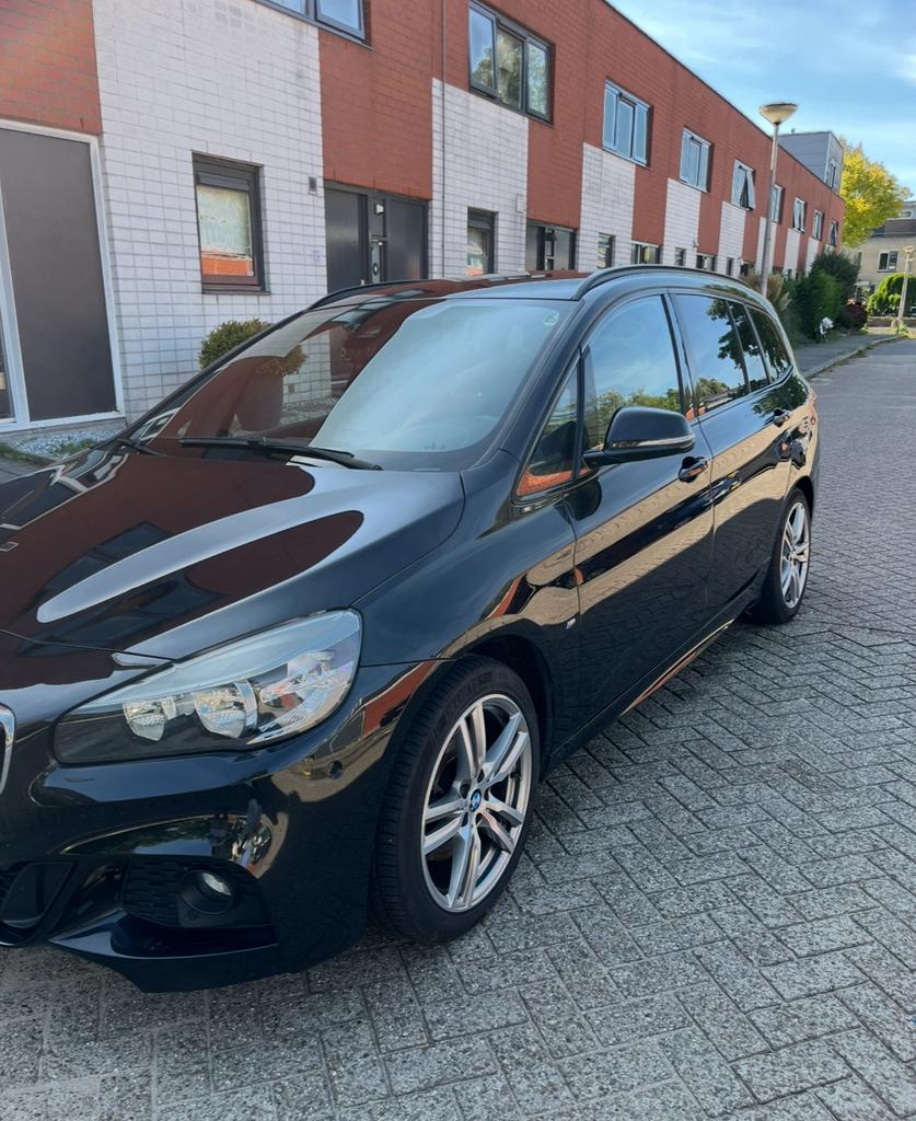 BMW 2-Serie Gran Tourer 218i 7 persoons familieauto, Auto's, 136 pk, Zwart, 2-Serie Gran Tourer, Zwart