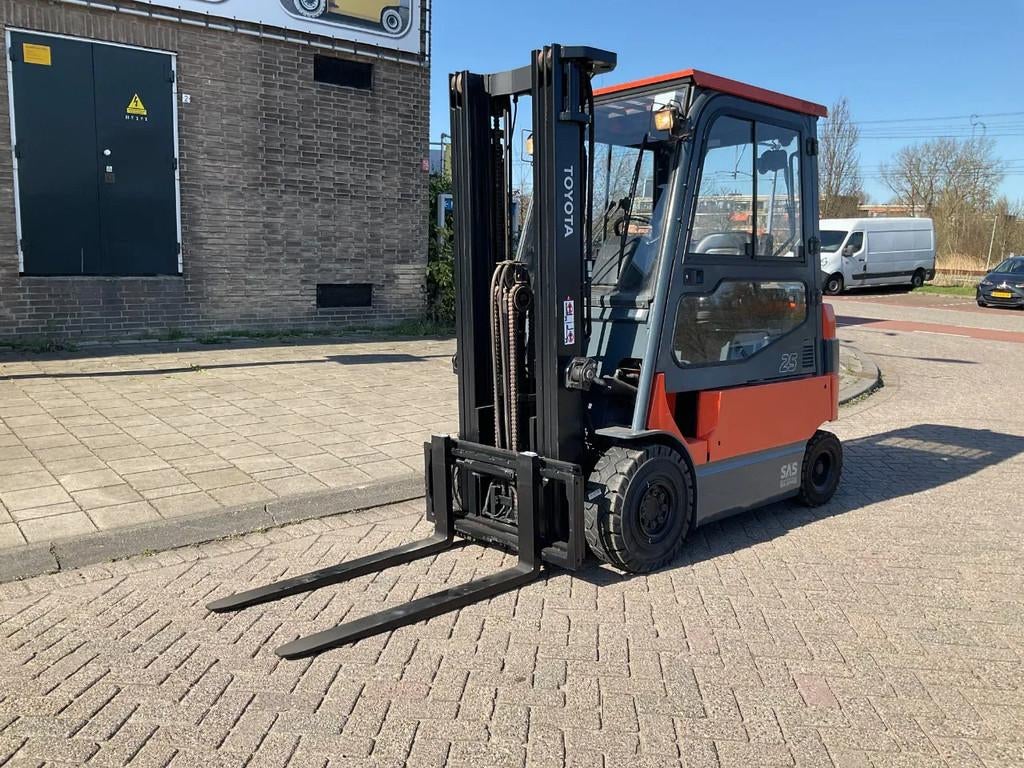 Toyota 7FBMF25 2500KG 5.00METER HEFTRUCK (bj 2003), 2000 tot 3000 kg, Elektrisch, Heftruck, Toyota
