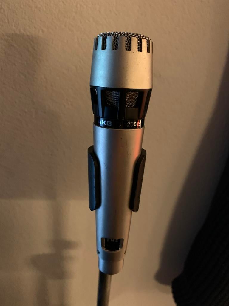 AKG D1200E, Muziek en Instrumenten, Microfoons, Ophalen of Verzenden, Gebruikt, Instrumentmicrofoon