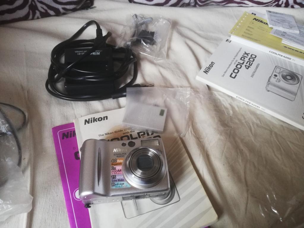 Nikon coolpix 4200, Audio, Tv en Foto, Fotocamera's Digitaal, Ophalen of Verzenden, Zo goed als nieuw, Nikon, 8 keer of meer