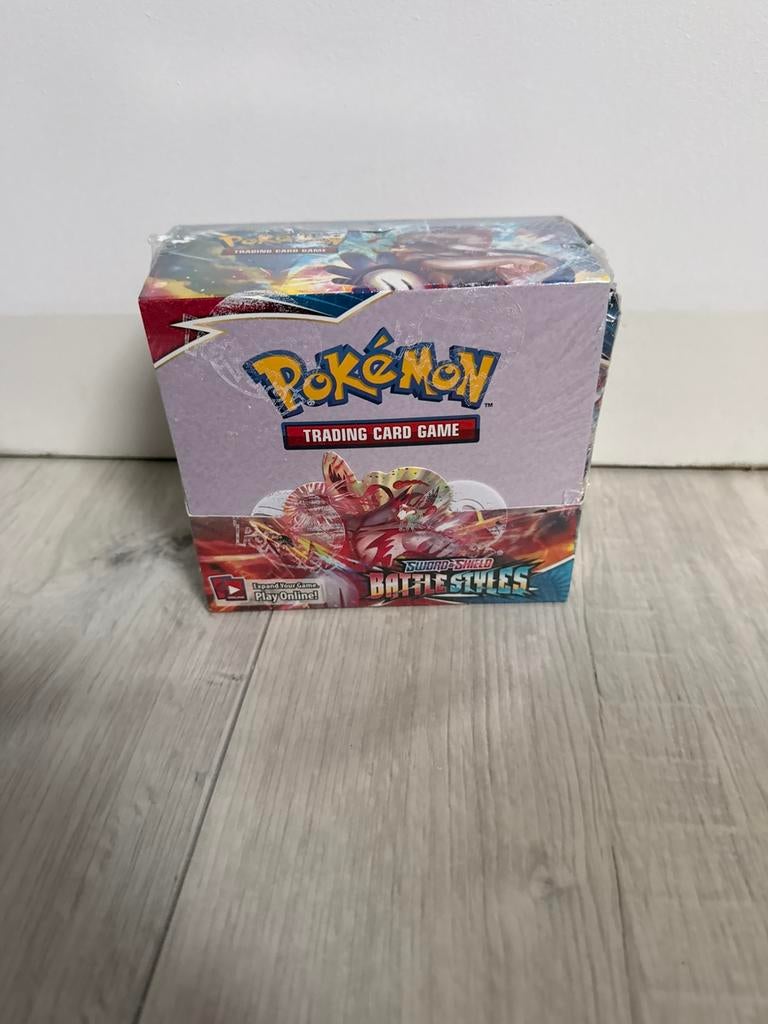 Pokemon Battle Styles Booster box, Ophalen of Verzenden, Nieuw, Boosterbox