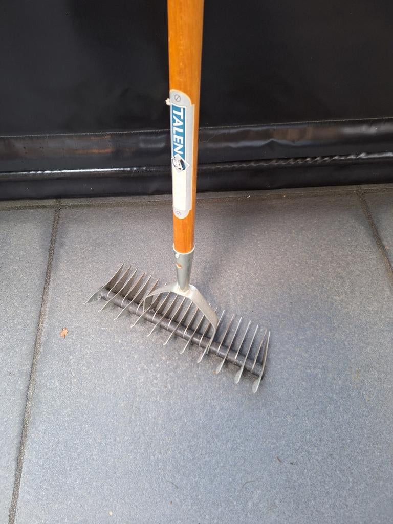 Hark van Talen Tools, Ophalen