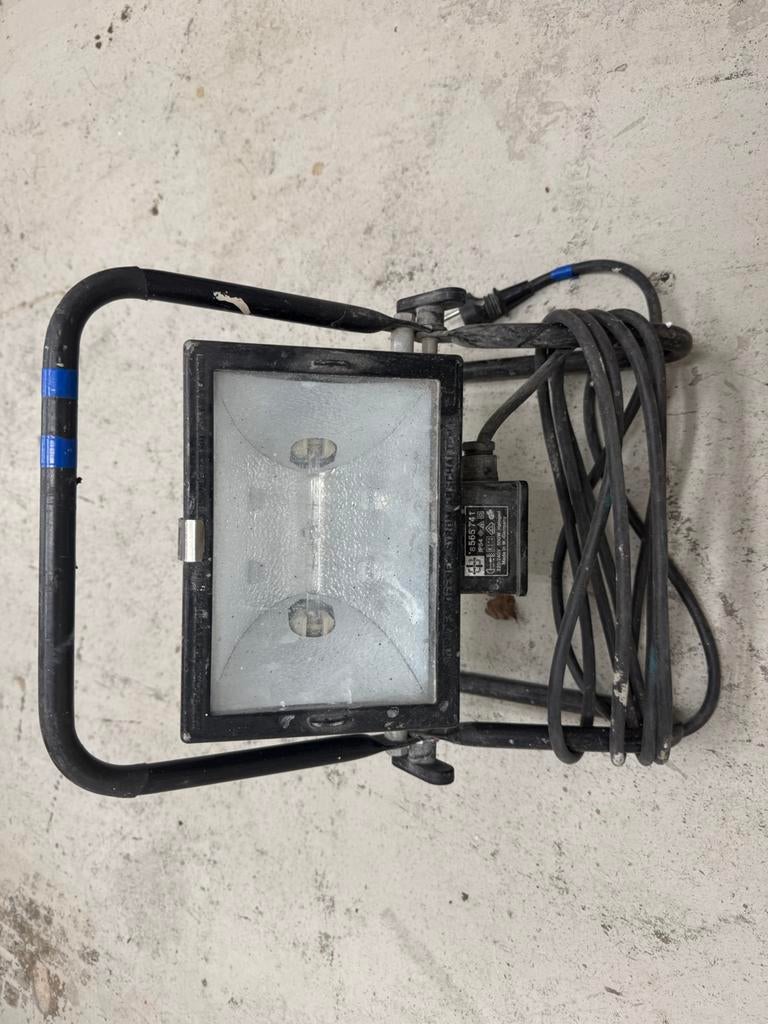 Bouwlamp, Ophalen of Verzenden, Gebruikt, 200 tot 500 watt, Lamp met armatuur