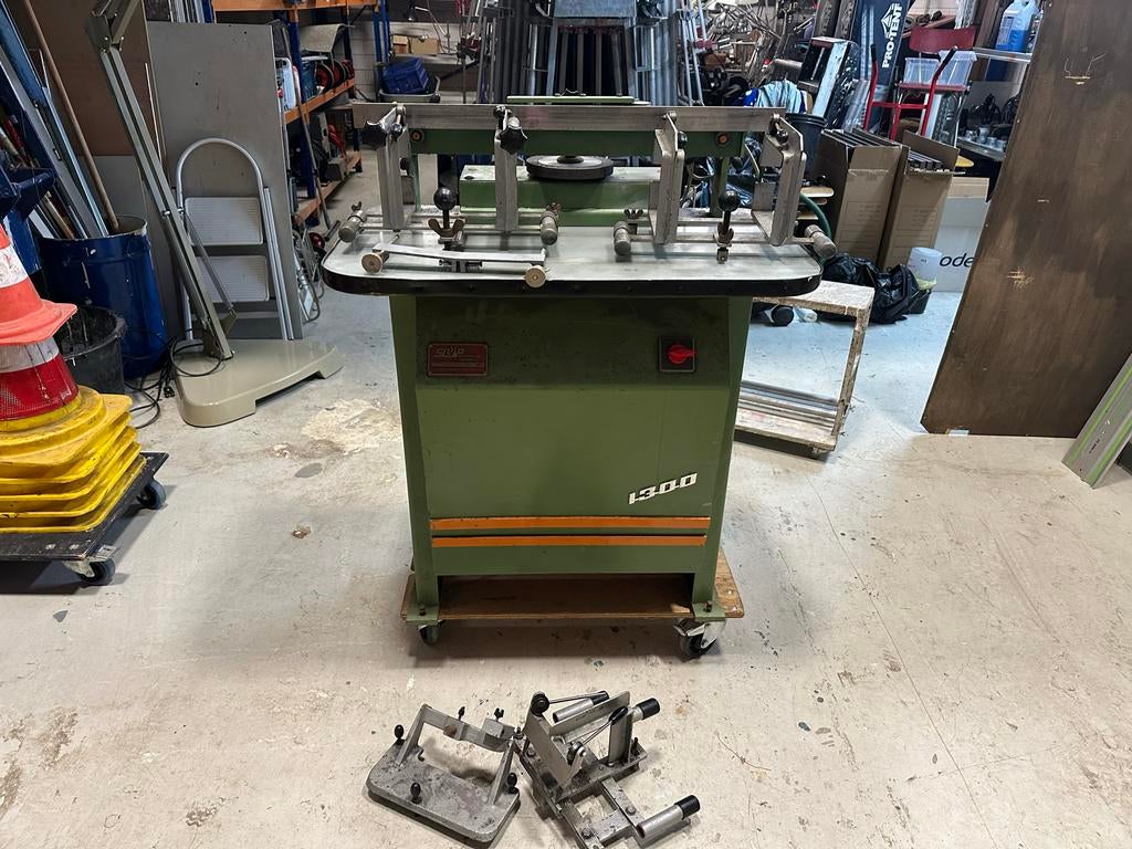 Gebruikte schaatsslijpmachine  IJmuiden 1300 iceliner, Sport en Fitness, Ophalen of Verzenden, Gebruikt, Overige typen, Overige merken