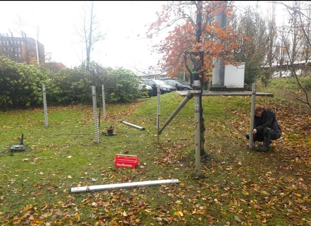 6x First Base V-76 Schroeffundering | Zelf demonteren, Ophalen, Zo goed als nieuw, Overige metalen