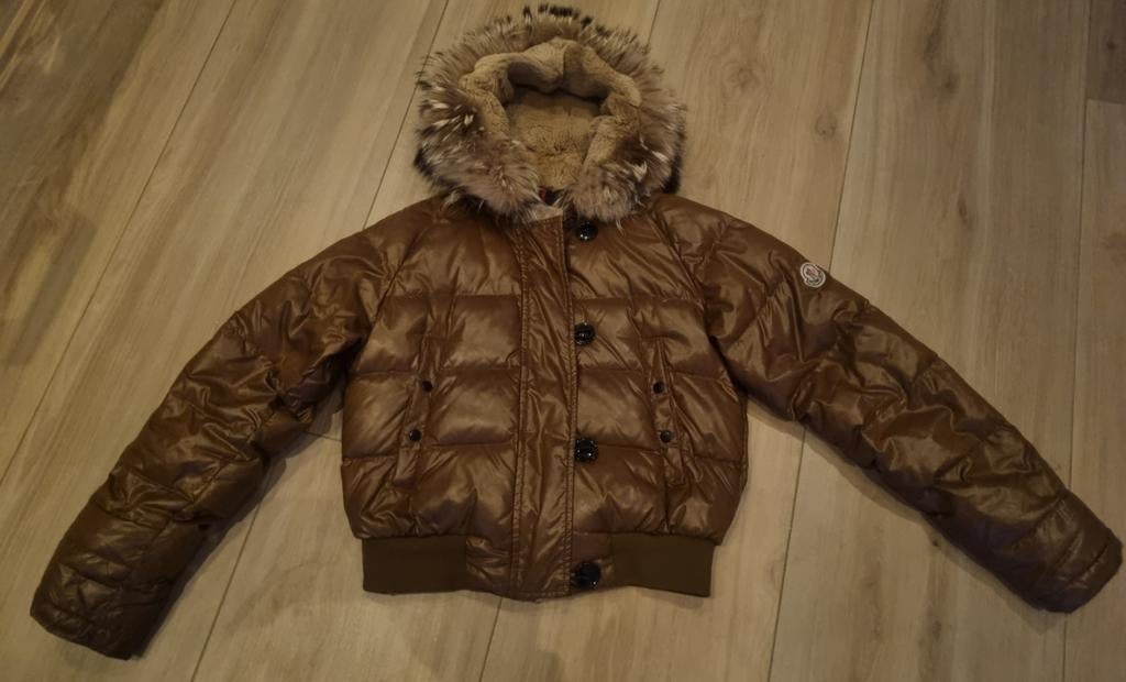 Moncler donsjack bruin met bontkraag maat 1 uitstekende staa, Kleding | Dames, Jassen | Winter, Zo goed als nieuw, Maat 36 (S)