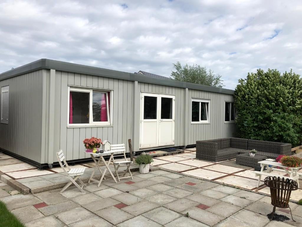 Te Huur Zeer Luxe Woonunit van 96m² 4 slaapkamers, Ophalen